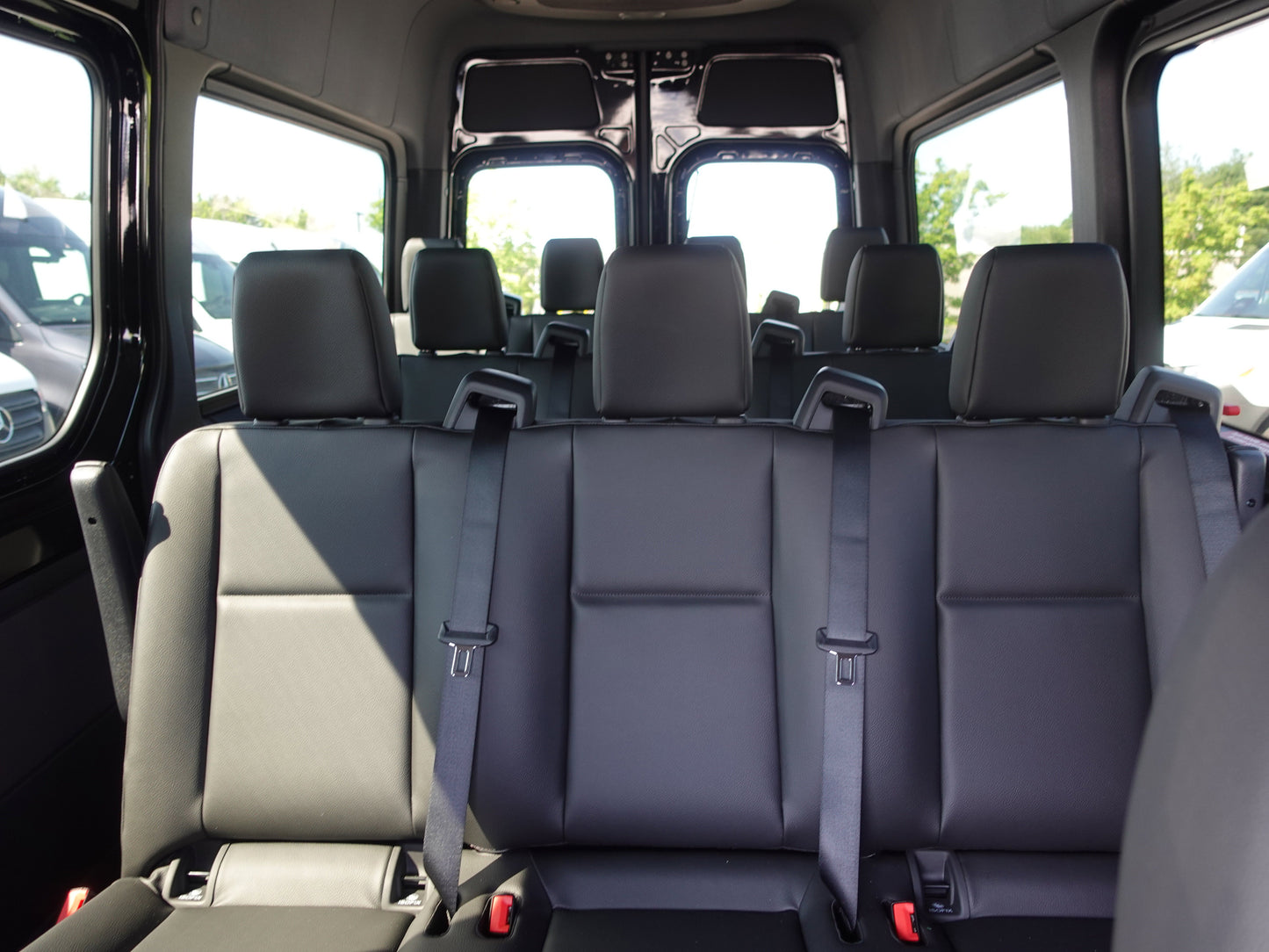 Mercedes-Benz Sprinter 15 Passenger 2025