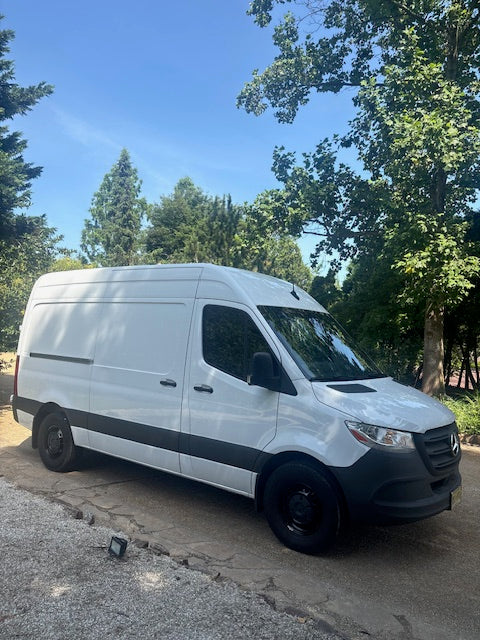 Mercedes sprinter cargo 2023