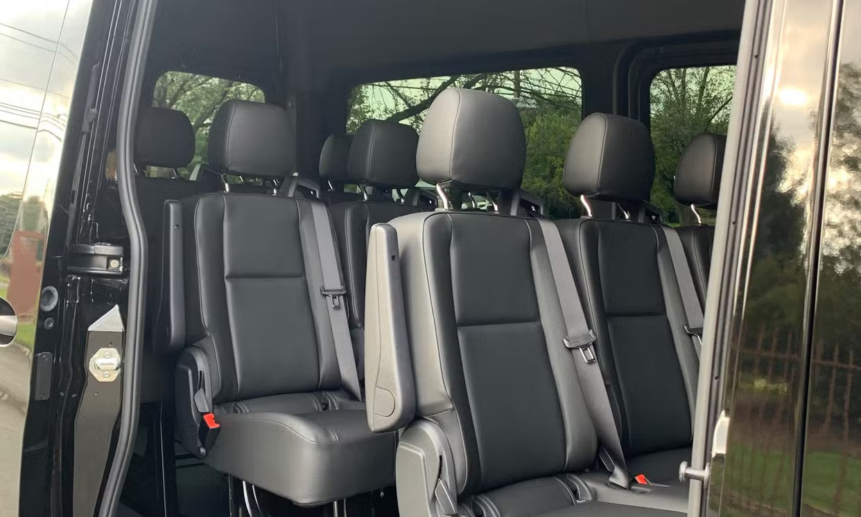 Mercedes-Benz Sprinter 12 Passenger 2023