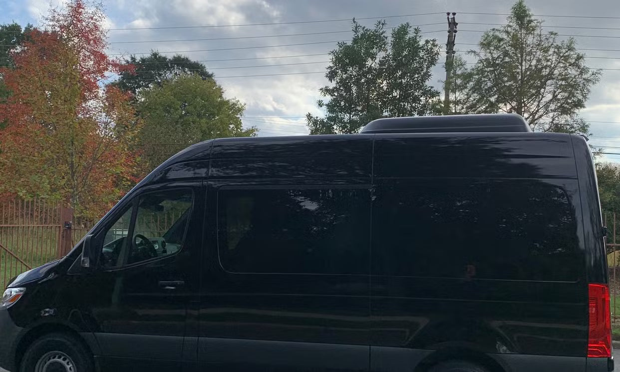 Mercedes-Benz Sprinter 12 Passenger 2023