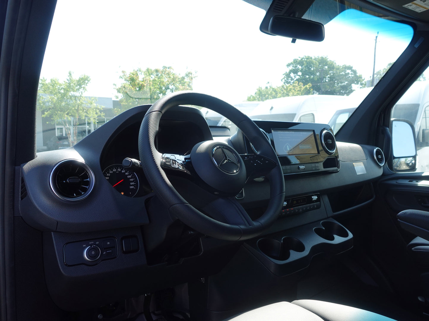 Mercedes-Benz Sprinter 15 Passenger 2025